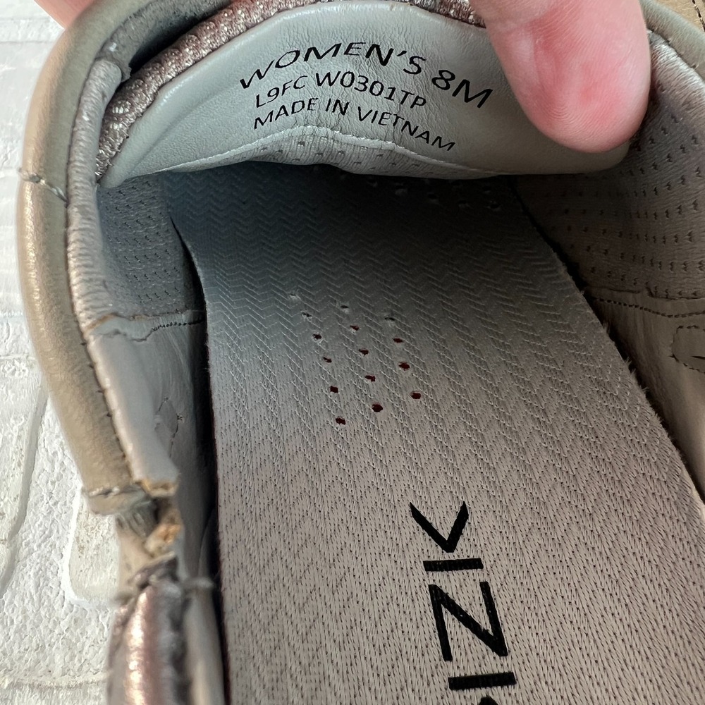 Kizik Miami Sneakers Womens 8 M Gray Metallic Leather Comfort Slip On Hands Free - Picture 13 of 13